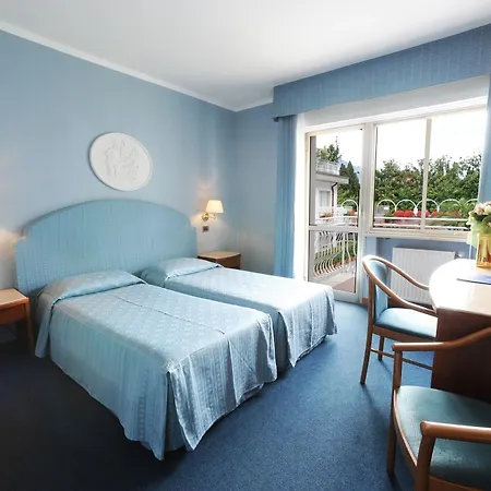 Hotel Excelsior Bay