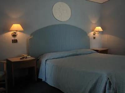 Excelsior Bay Hotel