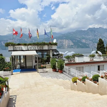 Excelsior Bay 말세진느